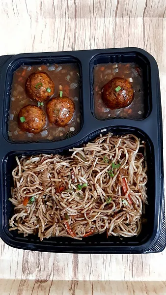 Chowmein+Manchurian