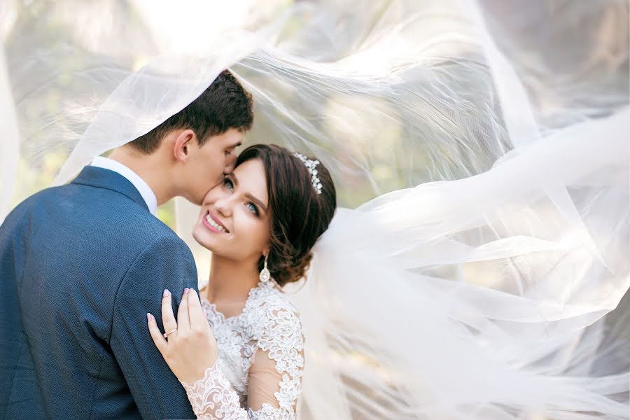 Fotógrafo de casamento Marina Zotova (marinazotova). Foto de 21 de setembro 2017