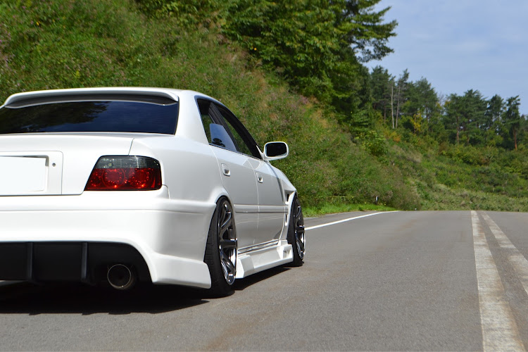 チェイサーのJZX100・ドライブ・オリジン・workwheelsに関するカスタム事例の投稿画像1枚目