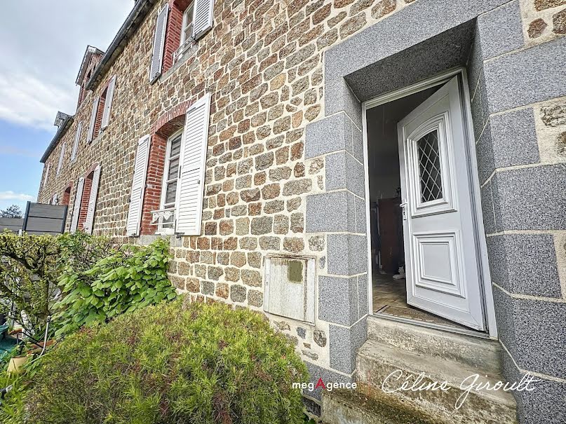 Vente maison 11 pièces 270 m² à Les Chéris (50220), 312 000 €