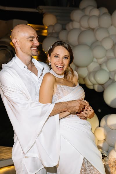 Wedding photographer Vladislava Yusupova (vladislavay). Photo of 13 April