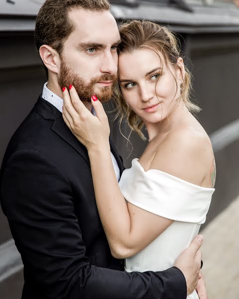 Wedding photographer Vitaliy Ushakov (ushakovitalii). Photo of 11 March 2021