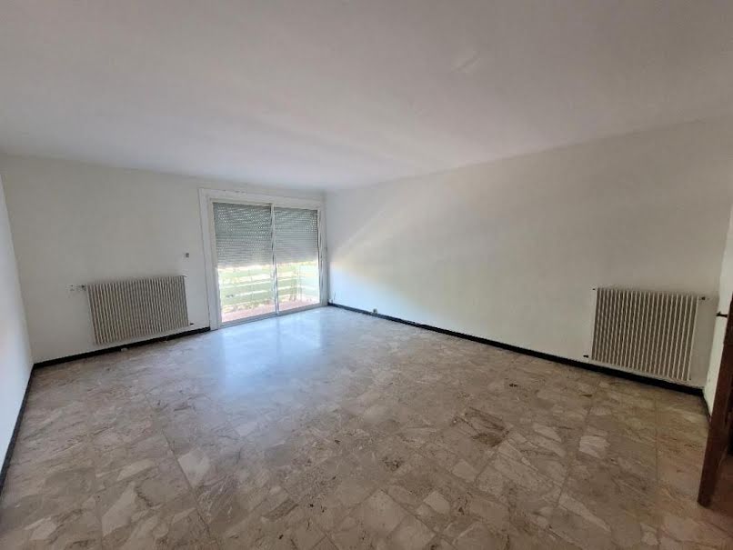 Location  appartement 3 pièces 80 m² à Narbonne (11100), 760 €