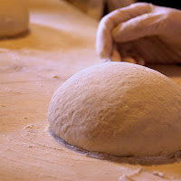 Make the Bread di 