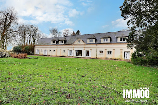 House with garden 1