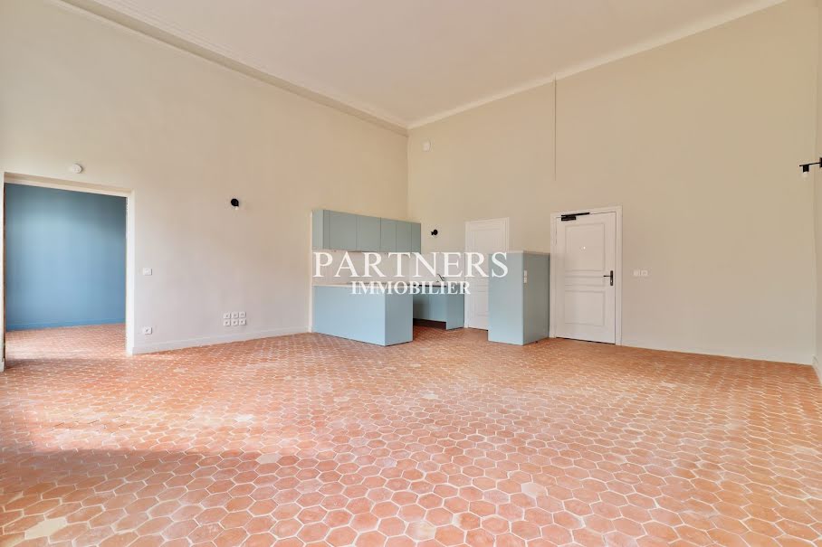 Location  appartement 2 pièces 80 m² à Aix-en-Provence (13090), 1 436 €