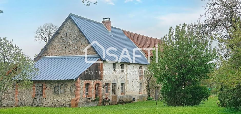 Vente maison 3 pièces 98 m² à Villosanges (63380), 128 000 €