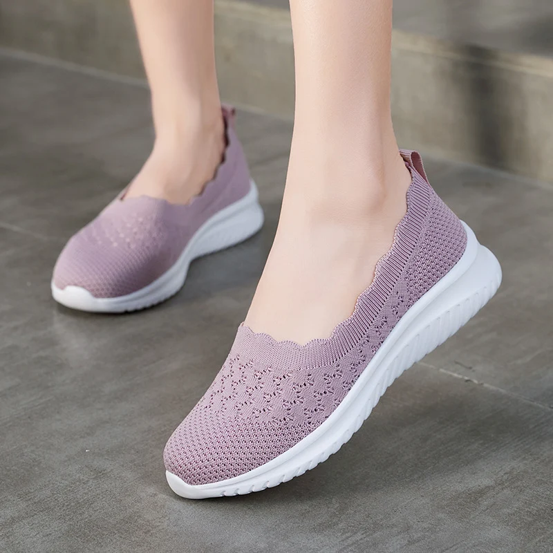 Tênis Feminino Casual Flyknit de Malha Solado Macio e Leve Conforto e Estilo para o Dia a Dia Perfeito para Caminhadas e Lazer