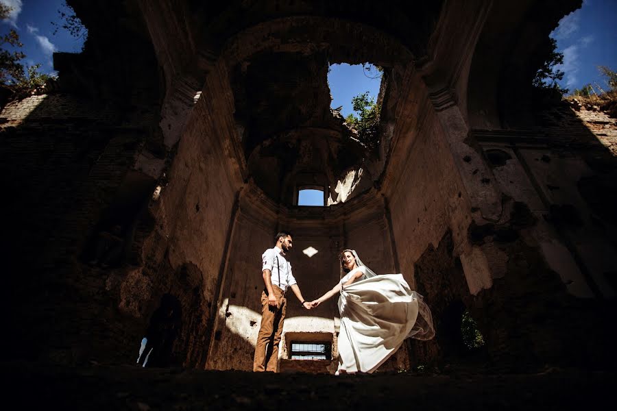 Wedding photographer Valeriya Yaskovec (tkachykvalery). Photo of 10 December 2016