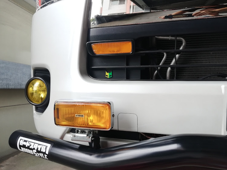 レジアスエースバンのＤＩＹ・夏休み・TUBE・vanlife・アンバーに関するカスタム事例の投稿画像5枚目