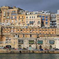 Maltese Style di 