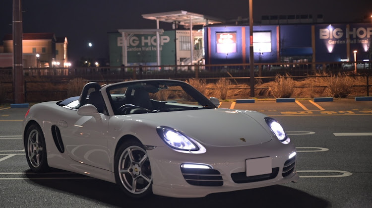 ボクスターのオープンカー・ポルシェ・ケイマン・ボクスター・夜景と愛車に関するカスタム事例の投稿画像6枚目