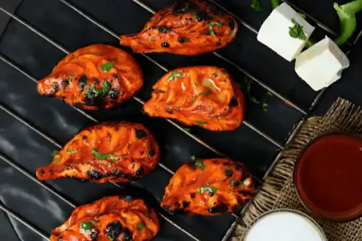 Paneer Tandoori Momos [ 8 Pcs ]