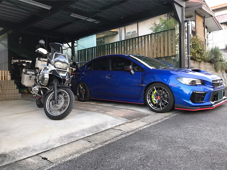 WRX STIの建仁寺・祇園に関するカスタム事例の投稿画像1枚目