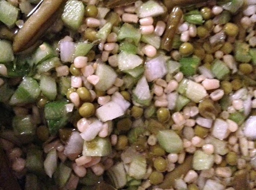 Shoepeg Corn and Veggie Salad