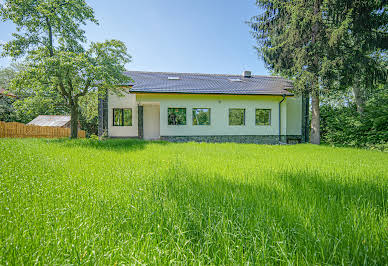 House with garden 14