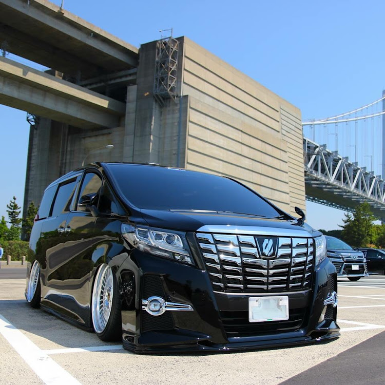 ヴェルファイアのアルファード・ALPHARD・ヴェルファイア・VELLFIRE・BBSに関するカスタム事例の投稿画像7枚目