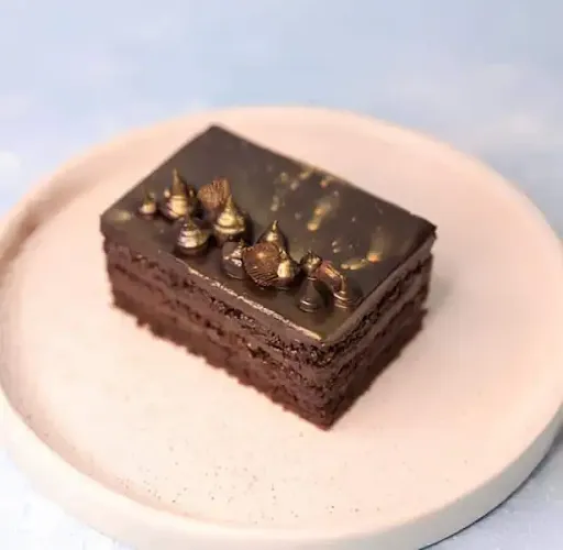 Chocolate Ganache Cake (500 Gms)