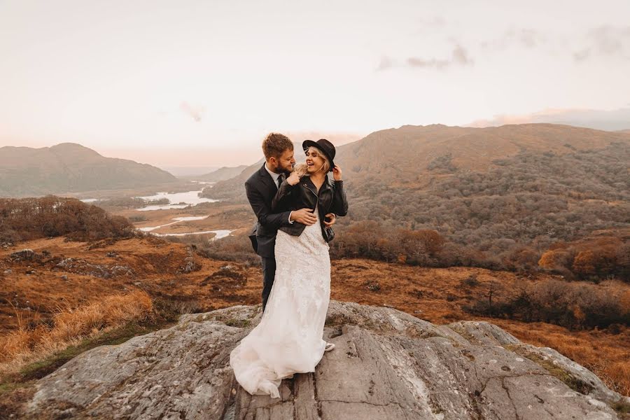 Wedding photographer Joanna Furdynna (kliszaartstudio). Photo of 23 November 2018