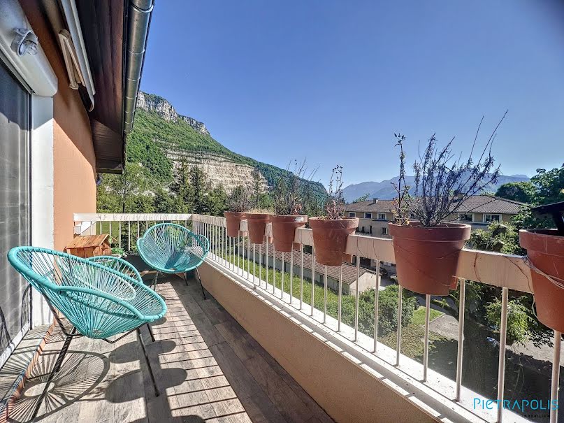 Vente appartement 4 pièces 98 m² à La Buisse (38500), 249 000 €