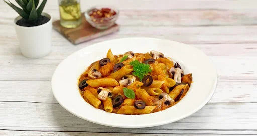 Mushroom Olive Arrabiata Pasta