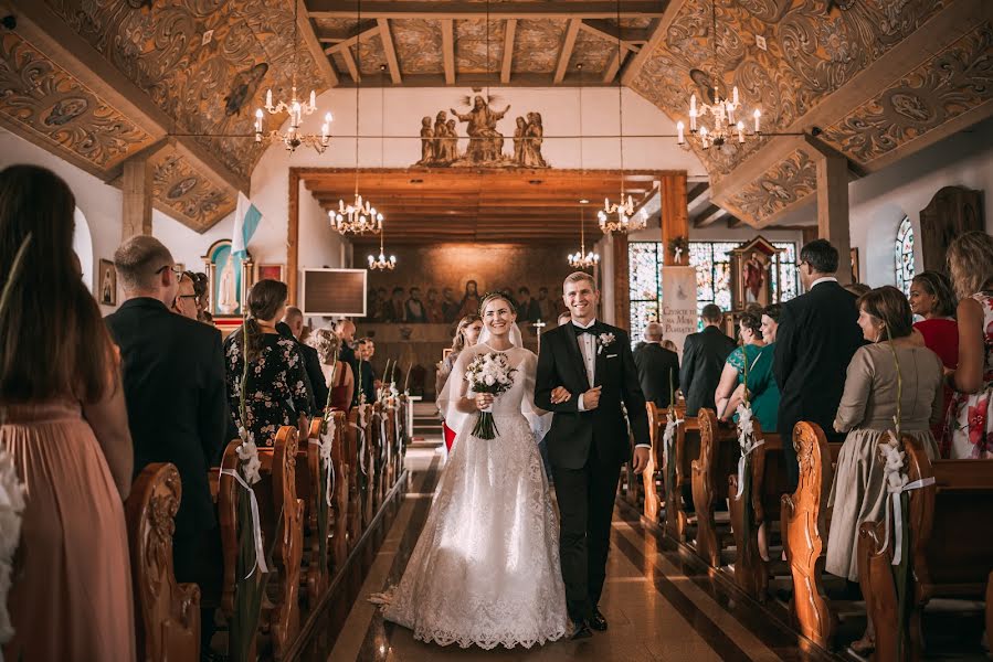 Fotógrafo de casamento Arkadiusz Bzdok (arkadiuszbzdok). Foto de 31 de março 2021