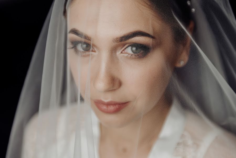 Fotógrafo de casamento Ilya Kvatyura (ilyakvatyura). Foto de 10 de abril 2023