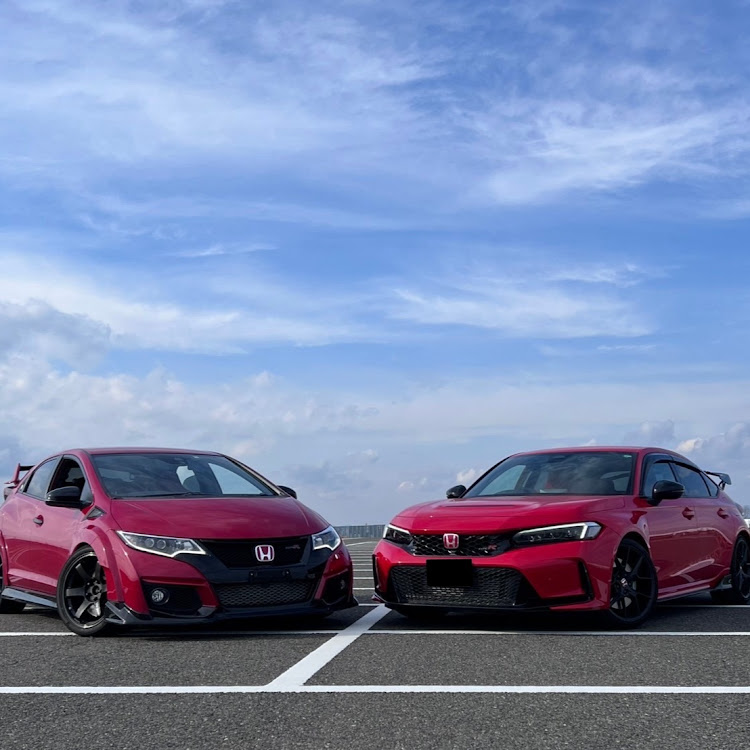 シビックタイプRの新年初カスタム・新年早々…・DIYに関するカスタム事例の投稿画像1枚目