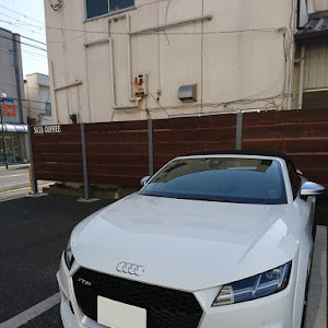 TT RS クーペ