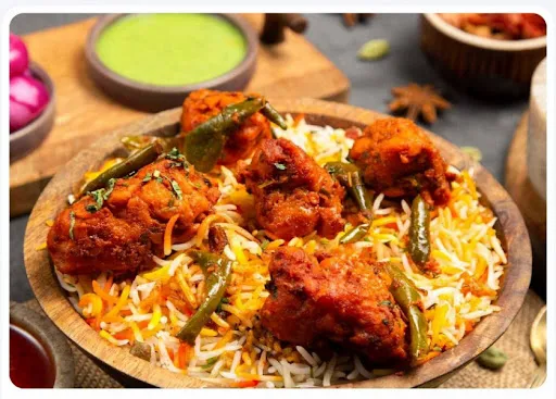 Chicken Biryani (2kg) Serves 4-5