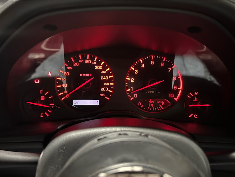 スカイラインのnismoメーター・nismo・メーター交換・フルスケールメーター・2023年もよろしくお願いしますに関するカスタム事例の投稿画像2枚目