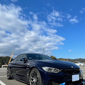 M4 クーペ F82