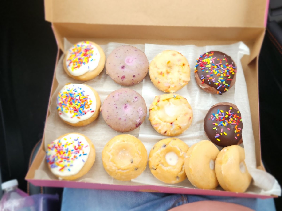 Gluten-Free Donuts at Lowe's Donuts