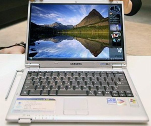 Samsung Q30-SSD laptop computer