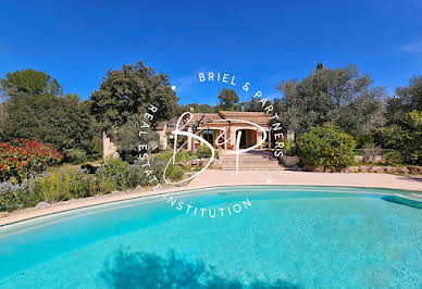 House with pool and terrace 2