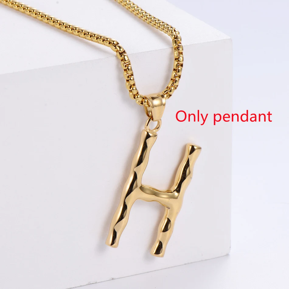 Collar con colgante de 26 letras del alfabeto inglés en 3D, joyería de moda de acero de titanio para parejas, adorno elegante.