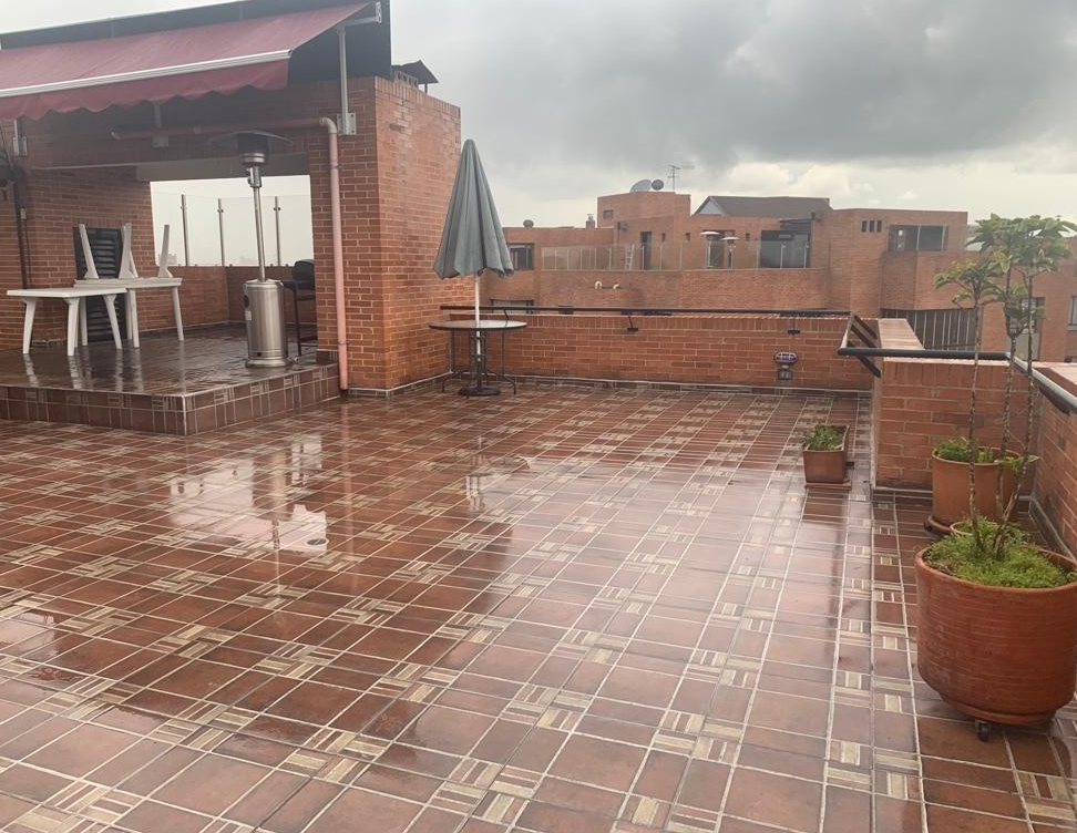 Apartamento En Venta - La Carolina, Bogota