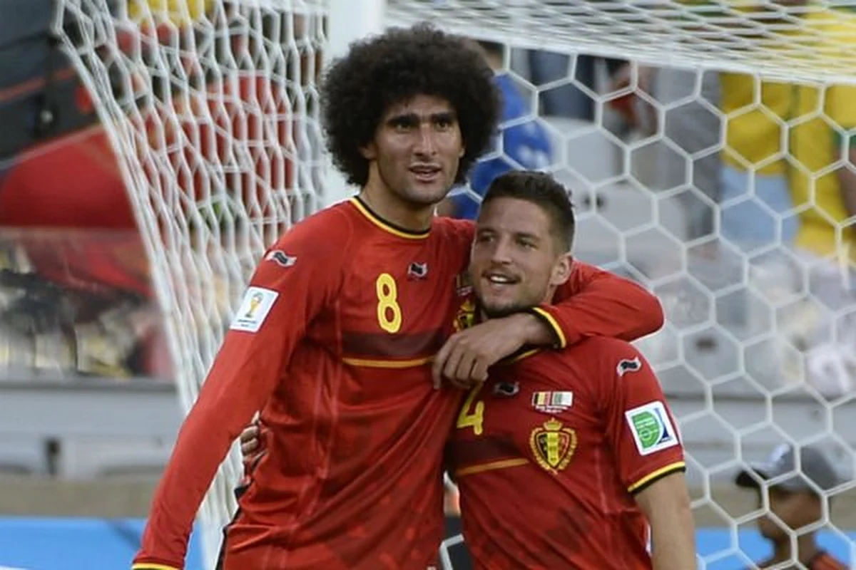 Mertens eerlijk: "Met Fellaini over Napoli gesproken"