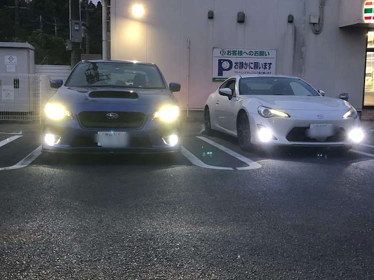 WRX S4のトヨタ86・コラボ・宮崎・イオン・臨海公園に関するカスタム事例の投稿画像4枚目