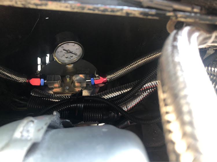 コルベット クーペのシボレー・アメ車・UnderGround DIY・旧車・LEDテープに関するカスタム事例の投稿画像9枚目