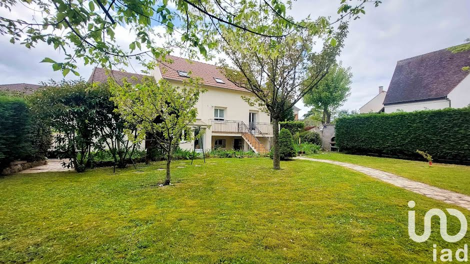 Vente maison 7 pièces 175 m² à Sainte-genevieve-des-bois (91700), 600 000 €