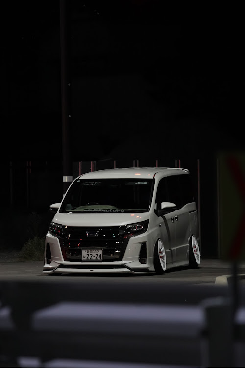 ノアのアウトリップ・🔛niwa style🔛・28☆Factory・ガチャガチャしてんなぁ🥱・愛方と愛車👫に関するカスタム事例の投稿画像2枚目