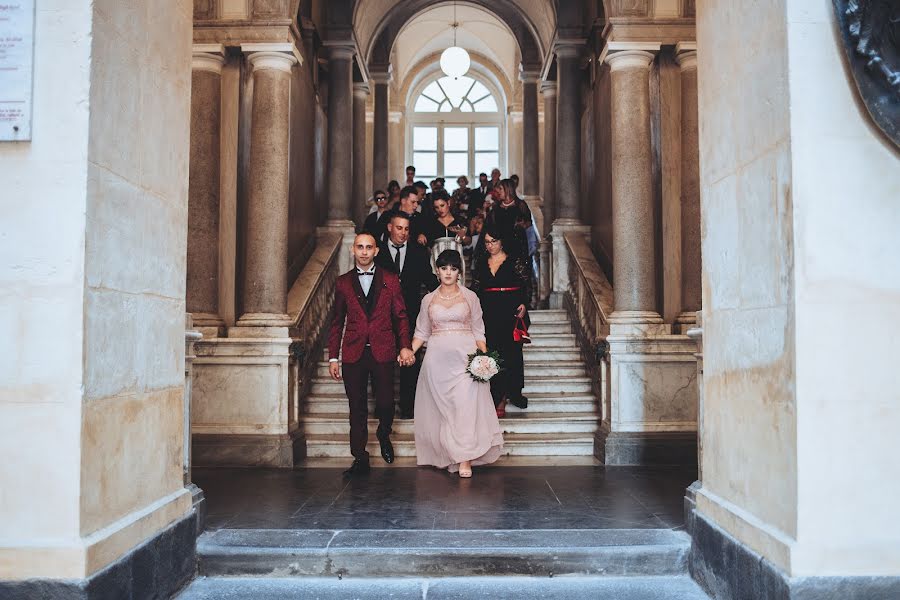 Fotografo di matrimoni Daniele Busacca (busaccadanieleph). Foto del 17 ottobre 2019