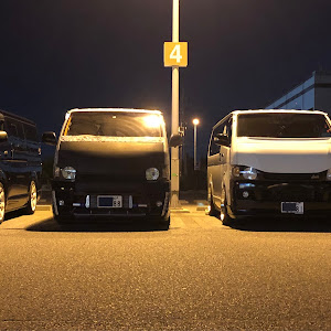 ハイエースバン KDH201V