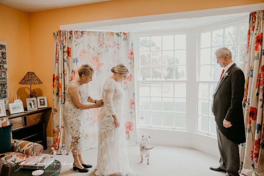 Fotógrafo de bodas Tamara Butterfield (koruphotography). Foto del 12 de agosto 2019