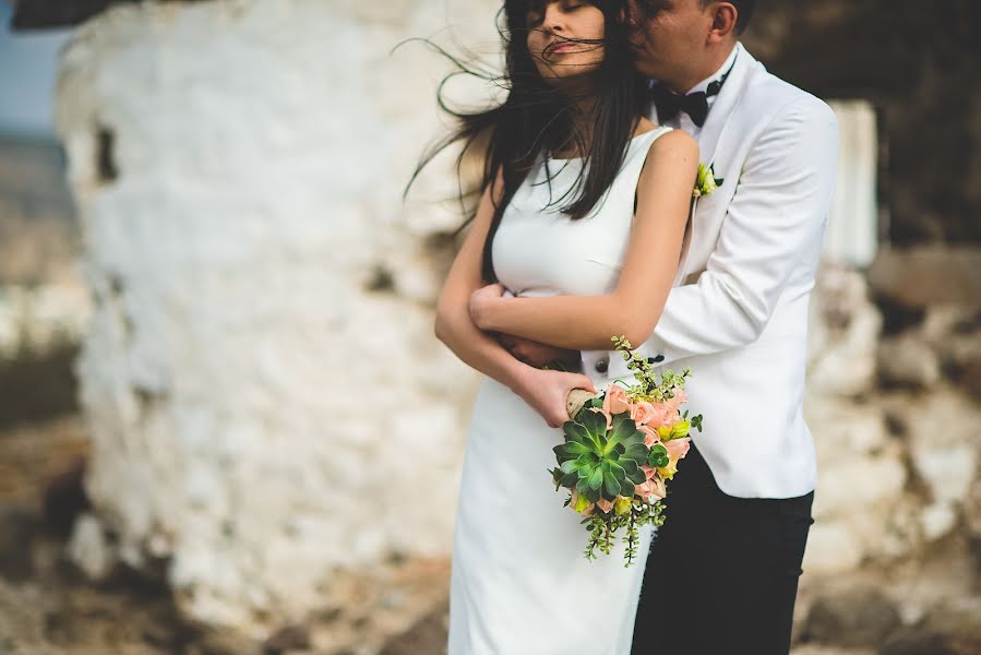 Fotografo di matrimoni Nuh Lalbay (nuhlalbay). Foto del 1 dicembre 2016