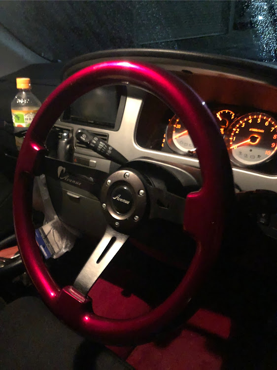 ムーヴカスタムのムーヴ・ステアリング交換・アベニューステアリング・L150sムーヴに関するカスタム事例の投稿画像1枚目