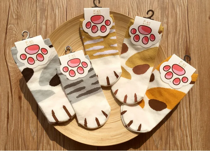 Cartoon kattenpoot boot sokken voor dames. Zachte, comfortabele en ademende sokken, perfect voor dagelijks gebruik. Lichtgewicht en stijlvol.