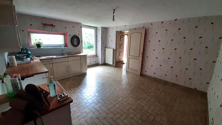 Vente maison 4 pièces 138 m² à Poitiers (86000), 208 000 €