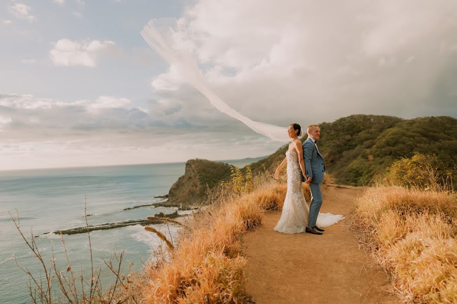 Kāzu fotogrāfs Oscar Lucas (lucasweddings). Fotogrāfija: 6. aprīlis 2023